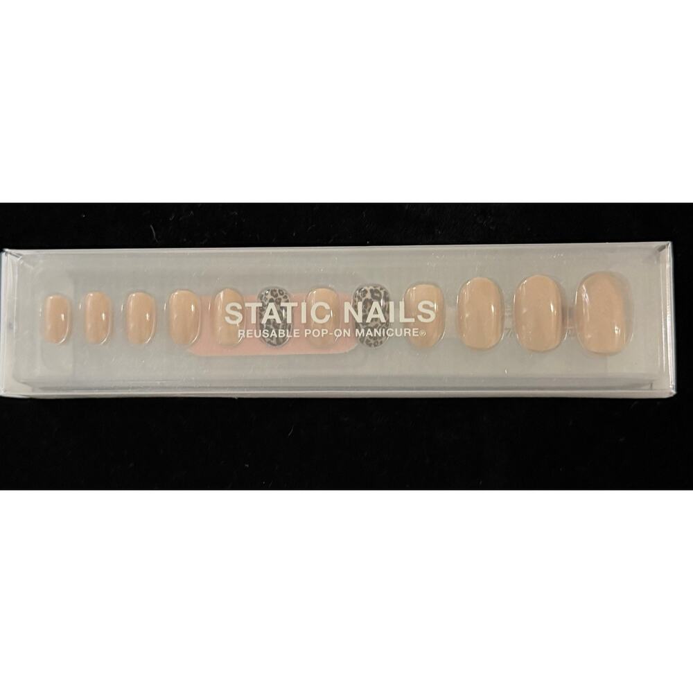 Static Nails Pop On Reusable Manicures Spotted Nude Leopard‎ Round